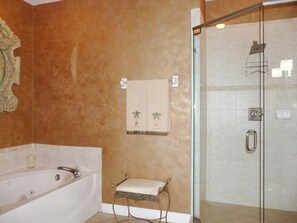 Apartment, Mehrere Betten (Three-Bedroom Cottage) | Badezimmer