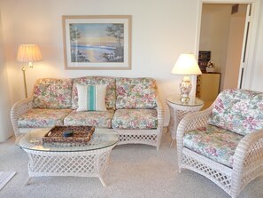 Condo, Multiple Beds (Double Room) | Living area