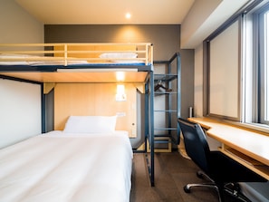 Laptop workspace, free WiFi, bed sheets