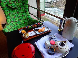 Breakfast meal - Ryokan Minakami Onsen Ryojinyado Matsubaya (Minakami)