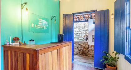É Hostel
