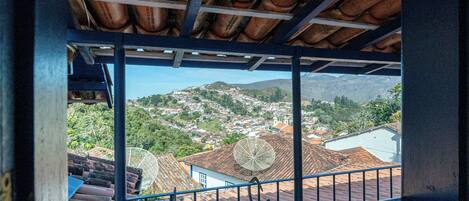 Standard Double Room | Iron/ironing board, free WiFi, bed sheets