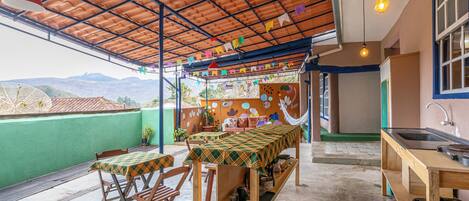 Shared fridge, microwave