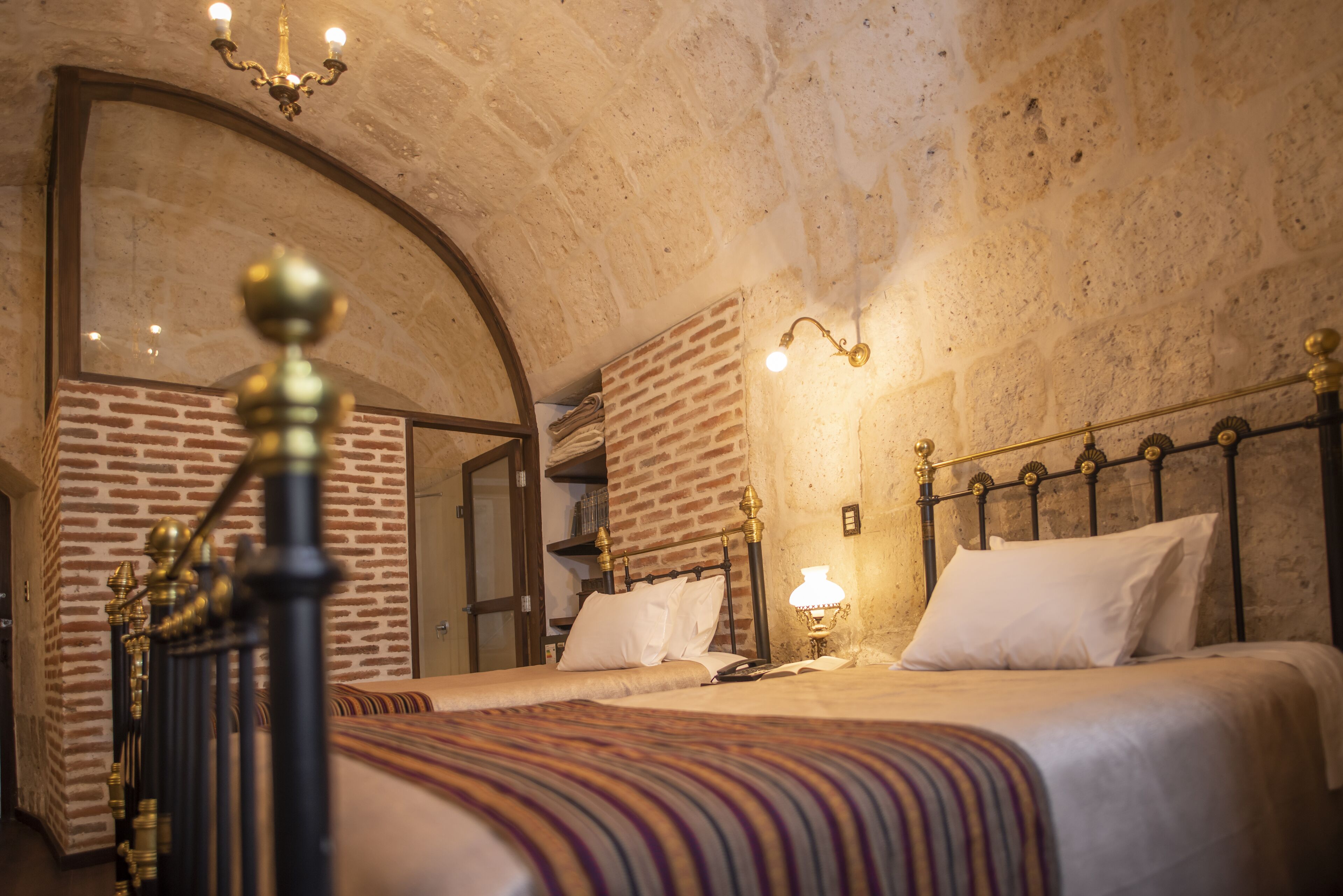 Habitació amb dos llits individuals superior, 1 dormitori, vistes al pati (Misti) | Roba de llit d&#x27;alta qualitat i cobrellits 