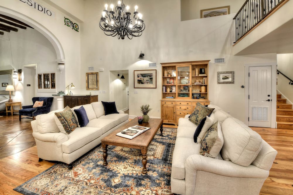 The Armory Park Inn
