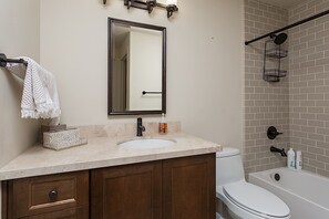 Casa de ciudad, 3 habitaciones | Baño