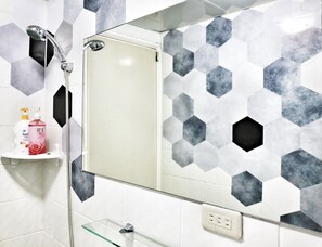 Bathroom - Good-Days Lovely Suite BRT Calligraphy Greenway (West Dist.)