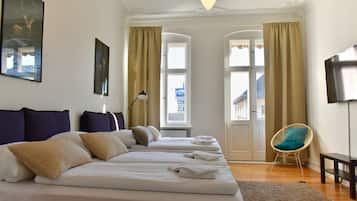 Superior Apartment, 2 Bedrooms | Premium bedding, individually decorated, individually furnished, desk