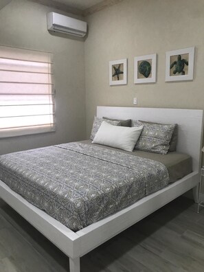 Decoración personalizada, muebles diferentes y escritorio 