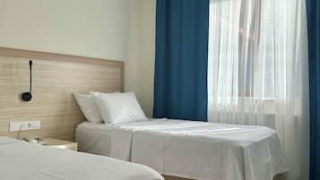 Standard Twin Room | Premium bedding, minibar, desk, laptop workspace