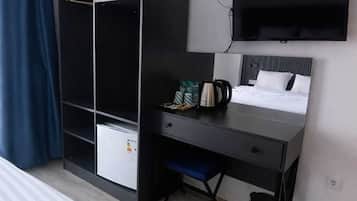 Standard Double Room | Premium bedding, minibar, desk, laptop workspace