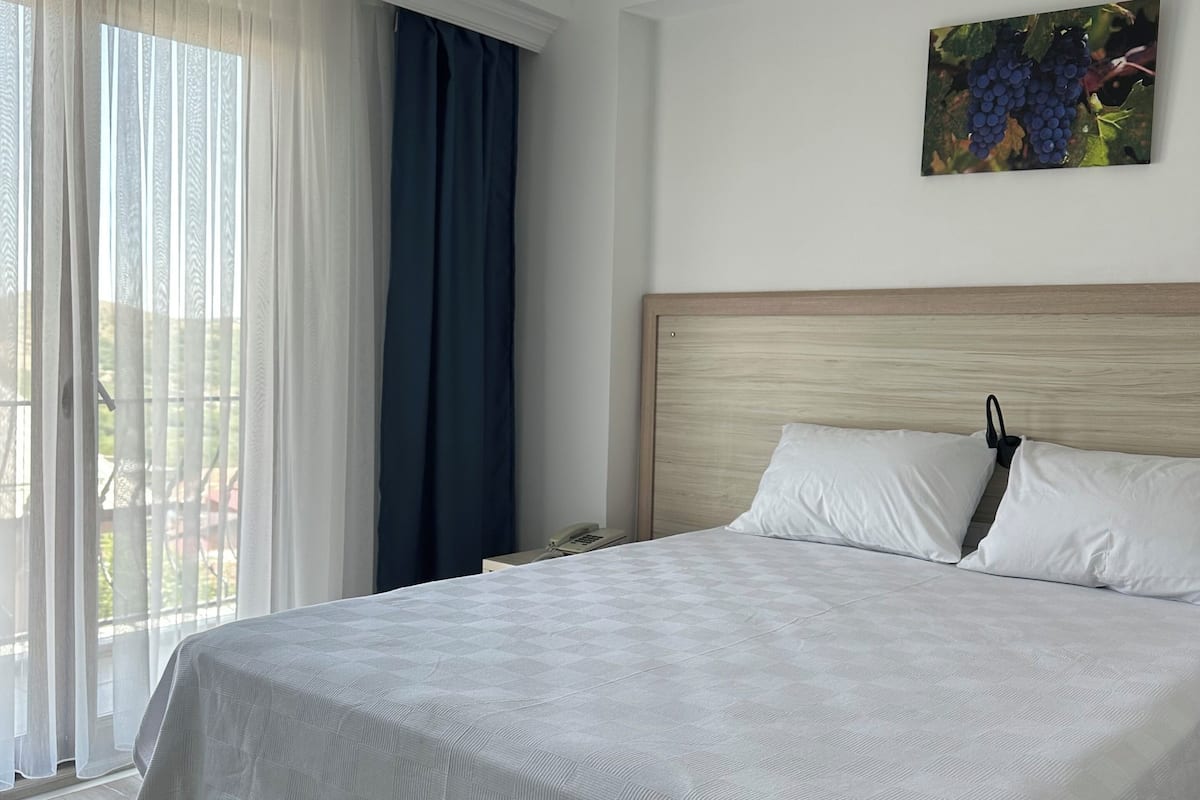 Chambre Double Standard | Literie de qualité supérieure, minibar, bureau
