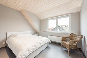 Villa, 3 Bedrooms (Koetje Boe) | Cribs/infant beds, free WiFi