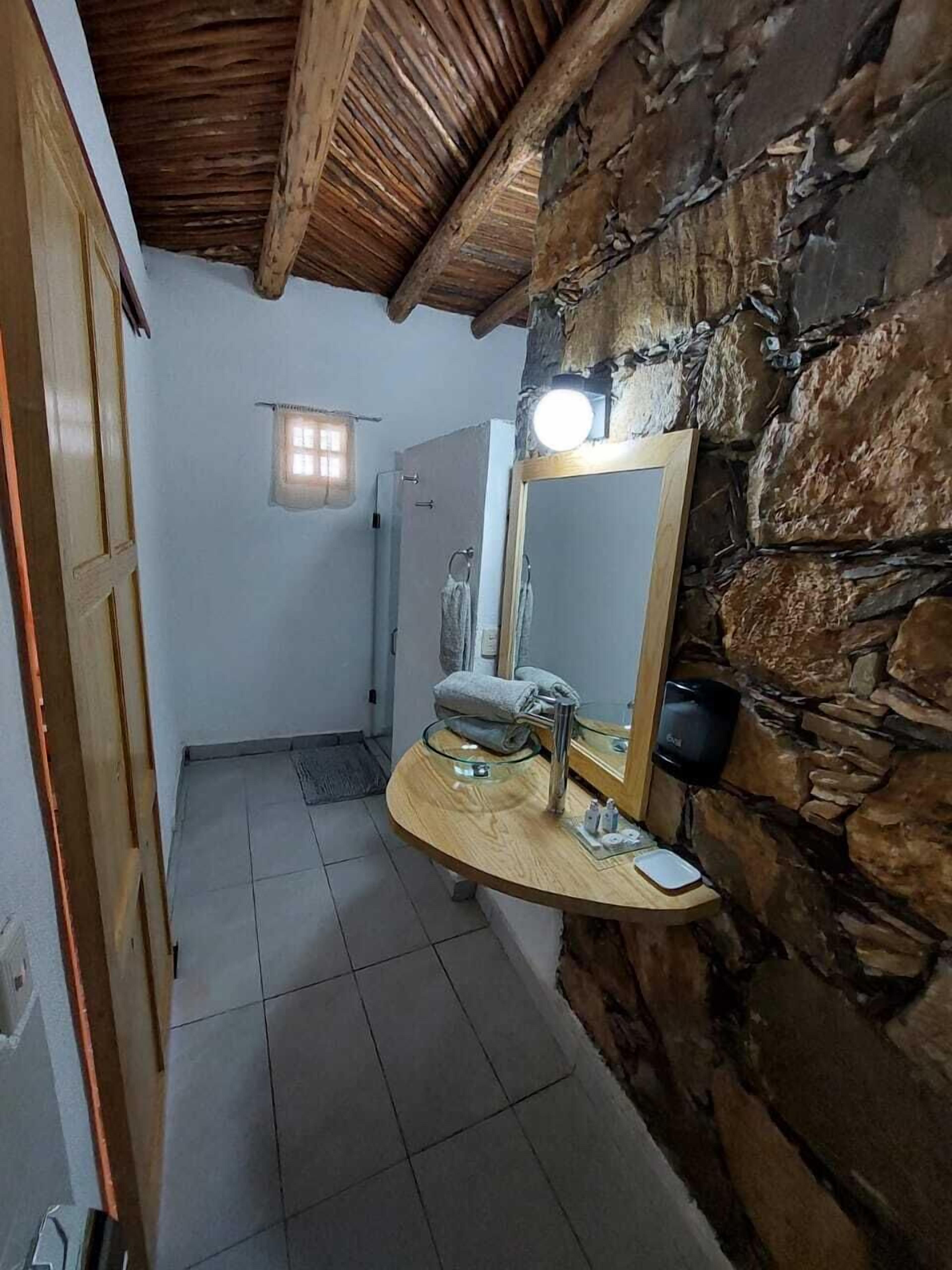 romantic room | bathroom | shower, free toiletries, towels, soap