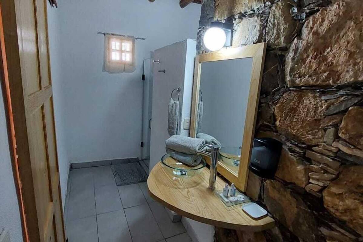 romantic room | bathroom | shower, free toiletries, towels, soap