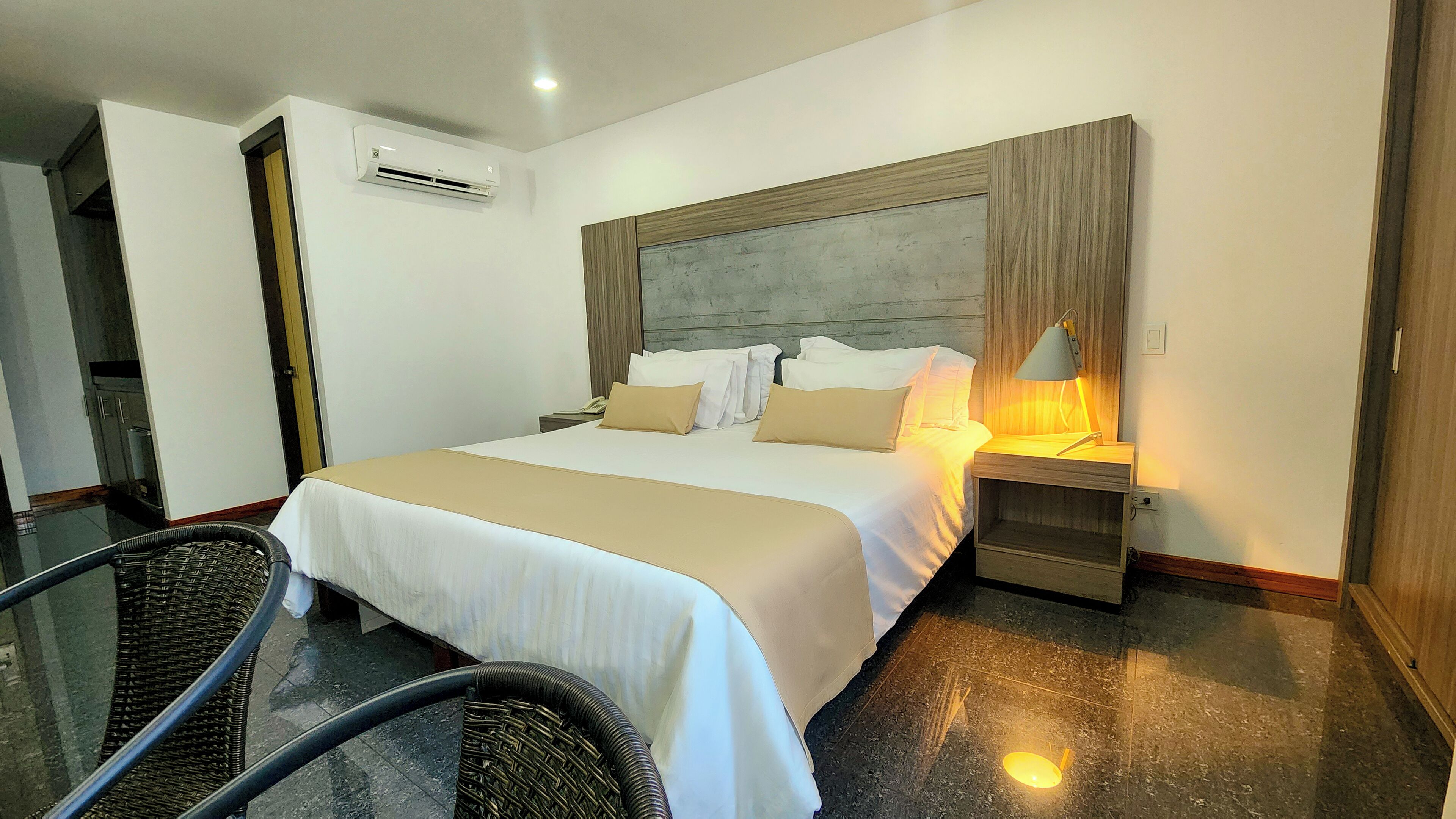 Photo - BE Suites Hotel Cali