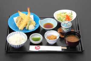 Alimentação e bebidas
