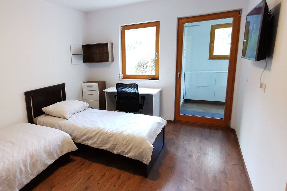 Classic Apartment (Forest View Apartment) | Iron/ironing board (on request), WiFi (free), bed sheets