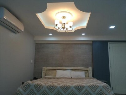 拉丁城市宫殿酒店