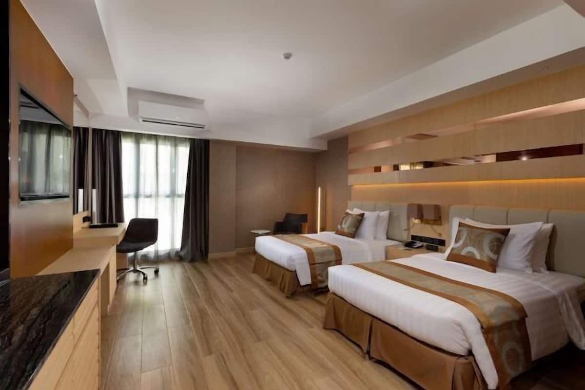 Hochwertige Bettwaren, Daunenbettdecken, Tempur-Pedic-Betten, Minibar
