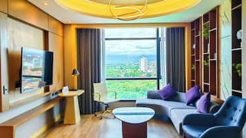 Suite, Multiple Beds, Non Smoking, Bathtub (Presidential) | Living area | Flat-screen TV, offices