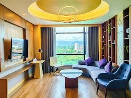 Suite, Multiple Beds, Non Smoking, Bathtub (Presidential) | Living area | Flat-screen TV, offices