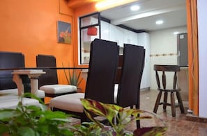 Petit déjeuner continental compris tous les jours