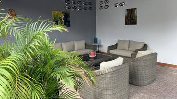 Comfort Villa, 3 Bedrooms, Pool View | Terrace/patio