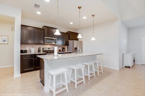 Talo, useita sänkyjä | Yksityinen keittiö