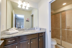 Bathroom - Windsor at Westside Exec Villas- 8872qin (Kissimmee)