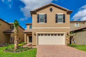 House, 5 Bedrooms | Front of property - Windsor at Westside Exec Villas- 1876gobi (Kissimmee)