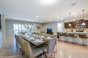 House, Multiple Beds | In-room dining - Windsor at Westside Exec Villas- 1654lima (Kissimmee)