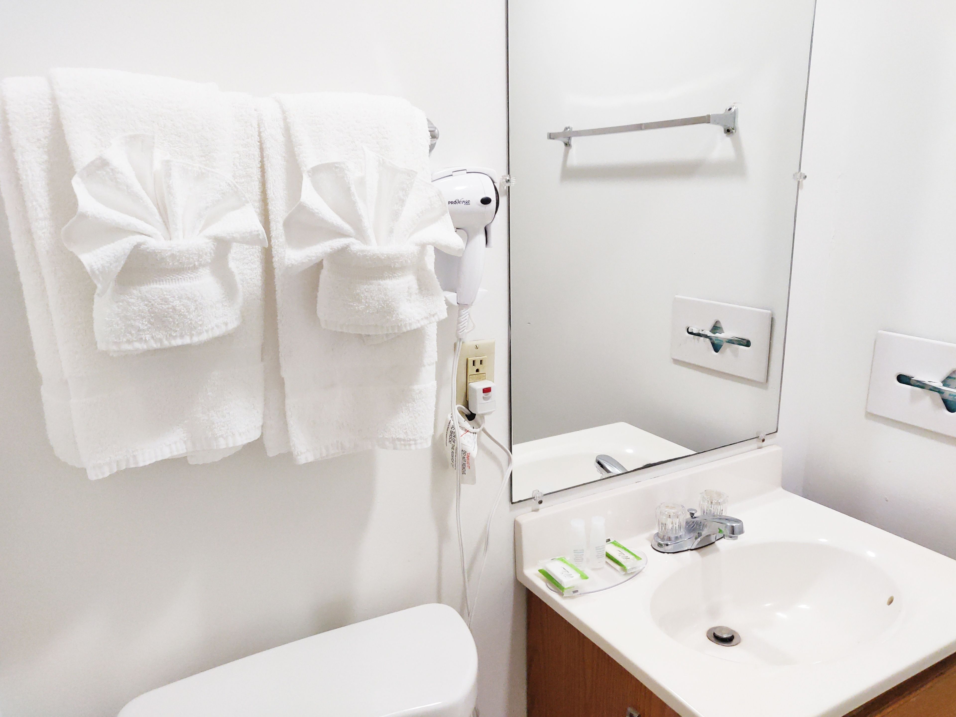 Photo - Countryside Inn Richmondville