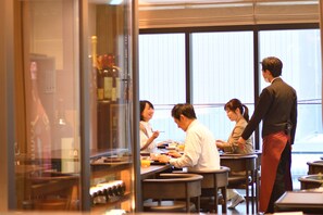 Restaurant - The Rise Osaka Kitashinchi (Osaka)