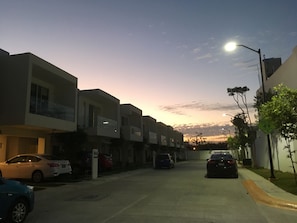 Exterior - Casa Xa’lom - Beautiful 3 bdrm Carribean Home (Affordable) (Playa del Carmen)