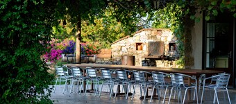 Remarkable spacious gite, swimming pool, terrace, Dordogne valley in the Lot