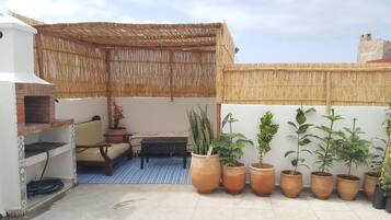 Studio Tradisional | Teras/patio