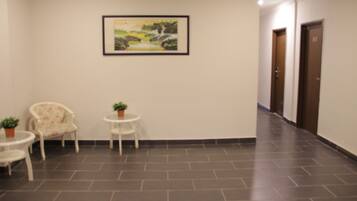 Family Room, 1 Bedroom, Non Smoking | Living area