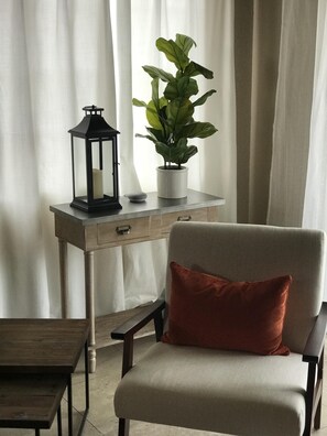 Interior - Beautiful 2bd/2ba Condo in the Heart of Scottsdale. (Paradise Valley)