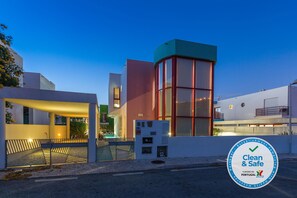 Exterior - Villa with private pool, garden, terrace and sea views (Albufeira)