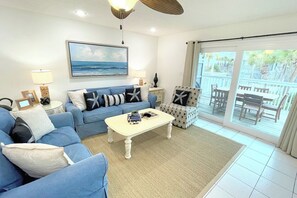 Smart TV, DVD player, books