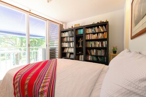 3 habitaciones, escritorio, wifi gratis y ropa de cama 