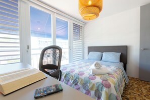 3 Schlafzimmer, Schreibtisch, kostenloses WLAN, Bettwäsche