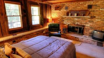 4 bedrooms, Internet, bed sheets