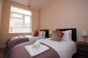 1 bedroom, iron/ironing board, free WiFi - Above Bar Apartment 3 (Southampton)