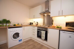 Private kitchen - Above Bar Apartment 3 (Southampton)