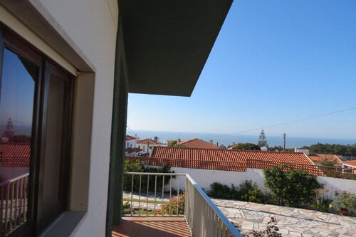 Villa Vitória, située à Sítio da Nazaré