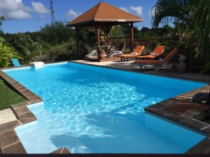 Piscine extérieure