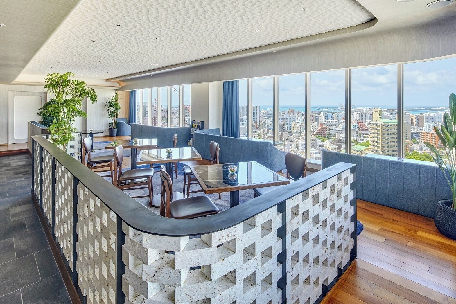 Premium bedding, free minibar, in-room safe, desk