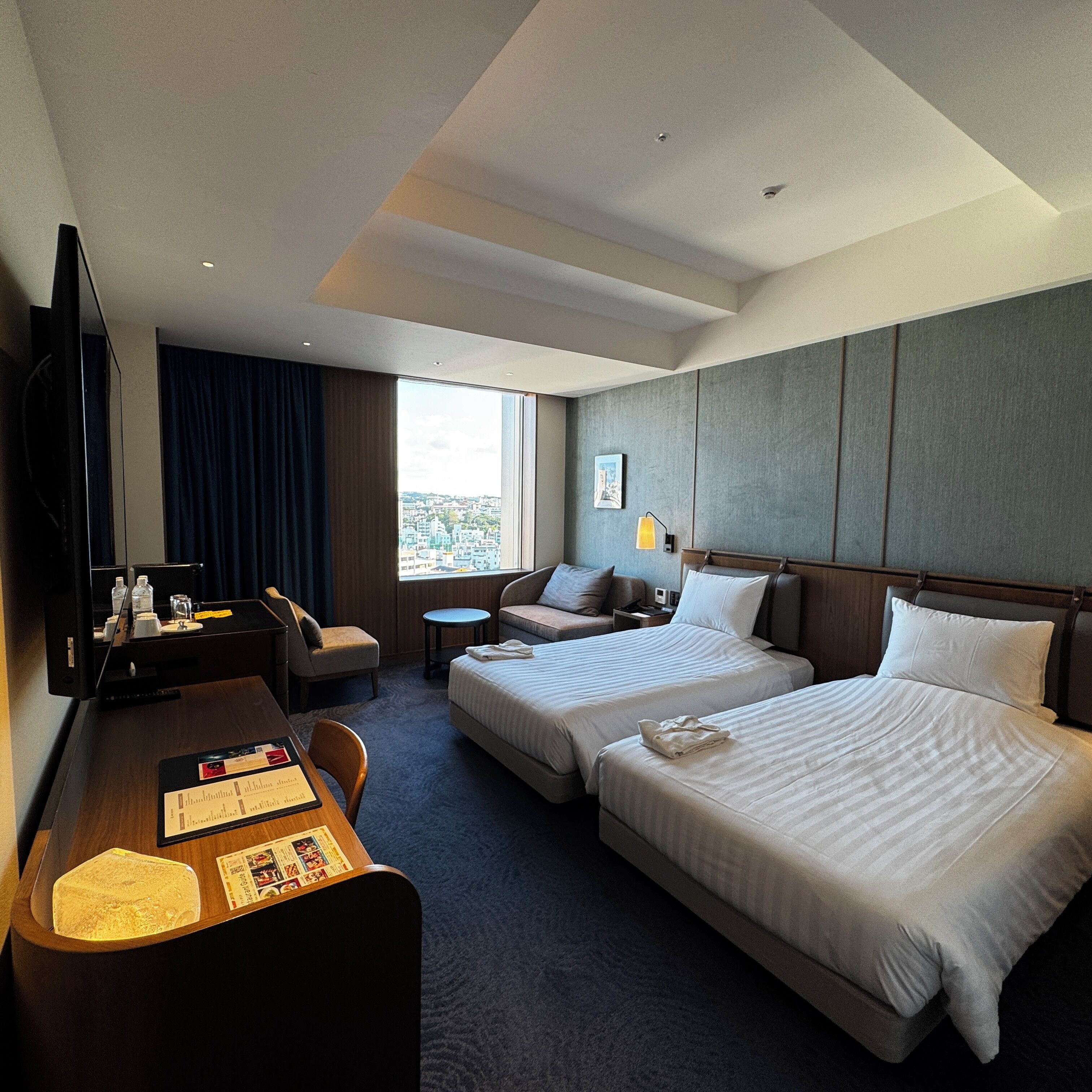 superior twin room, non smoking (10-12f) | 1 bedroom, premium bedding, free minibar, in-room safe